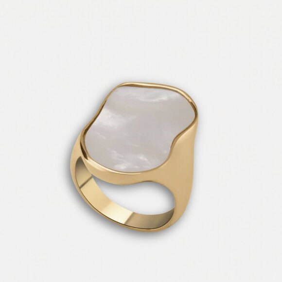 18k Gold Plated Gold Mother of Pearl Shell Organic Form Ring - Picture 2 of 6